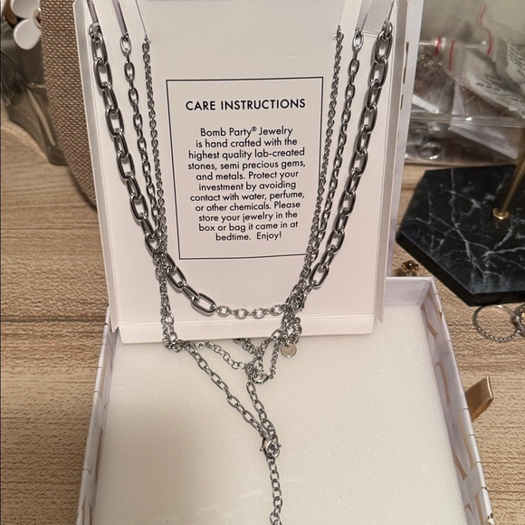 Bomb Party Luxe Layers Necklace - Picture 5 of 5